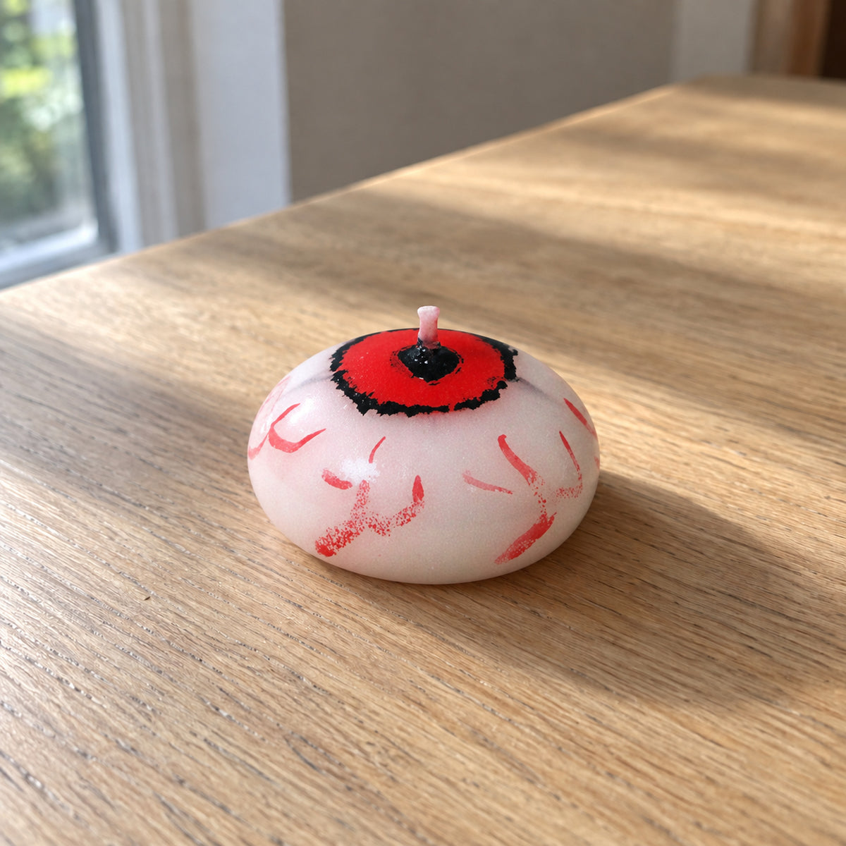 Single eyeball floating candle – 1 Candle pack